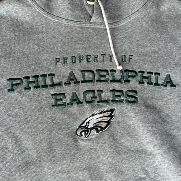 Philadelphia Eagles Nike Hoodie - Picture 3 of 5